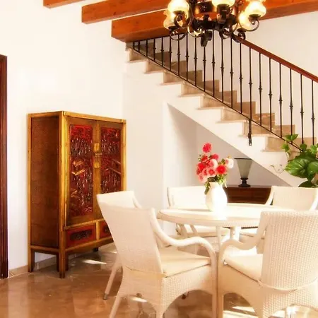 Son Capellet In Villa